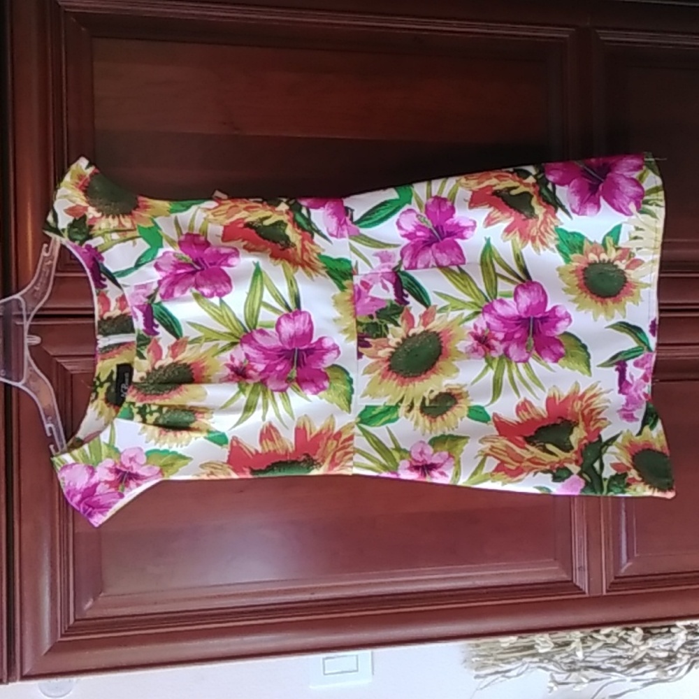 Fitted spring dress
